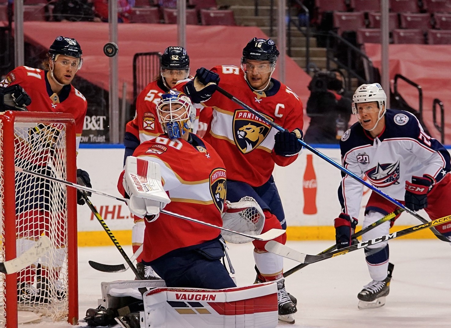 Barkov, Driedger lead Panthers to 3-0 win over Blue Jackets