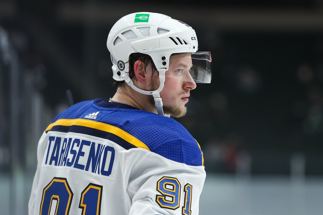 Baby Tarasenko is on the Stanley Cup, Amazing Family Picture :  r/stlouisblues