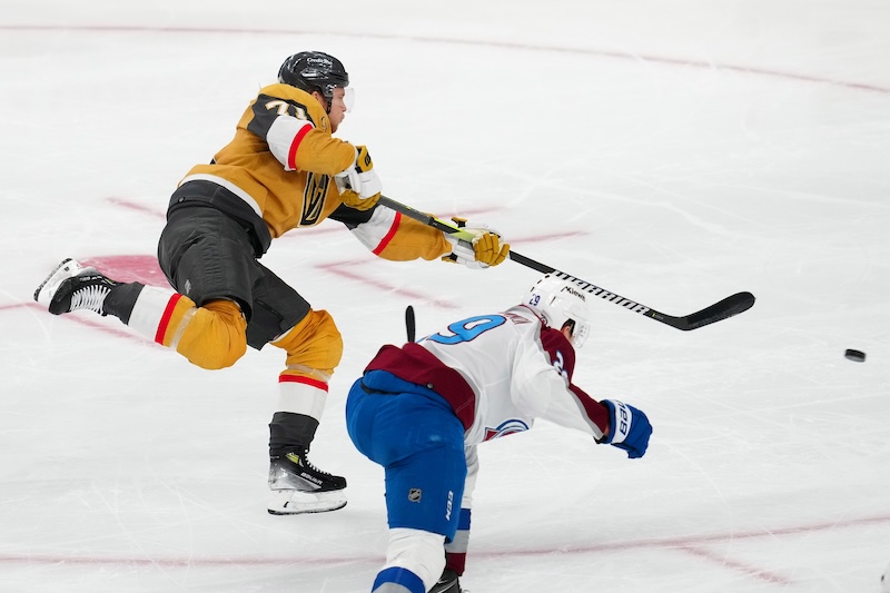 Vegas Golden Knights center William Karlsson (71) scores against the Colorado Avalanche during the third period at T-Mobile Arena.