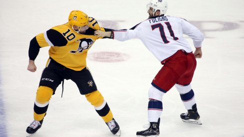 Nick Foligno and Garrett Wilson fight