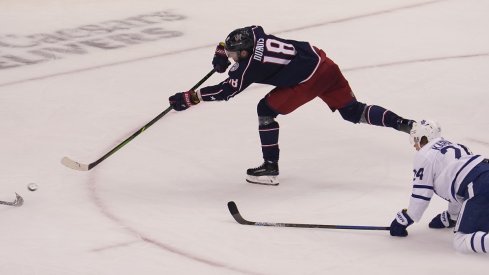 Pierre-Luc Dubois scores his second goal of Game 3