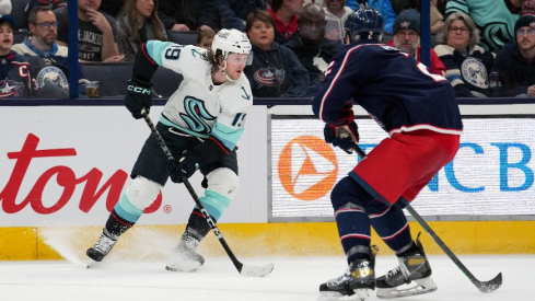 Seattle Kraken left wing Jared McCann (19) controls the puck during the second period against the Columbus Blue Jackets at Nationwide Arena.