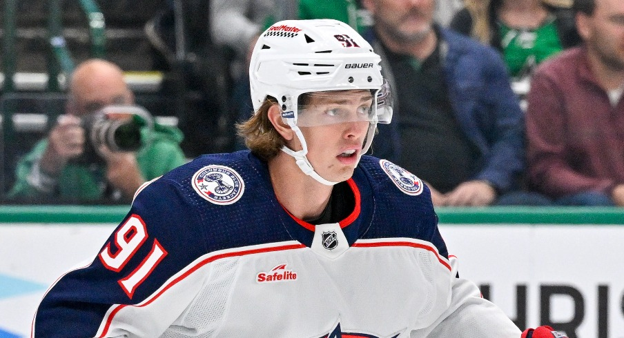 Columbus Blue Jackets center Kent Johnson (91) in action during the game between the Dallas Stars and the Columbus Blue Jackets at American Airlines Center.